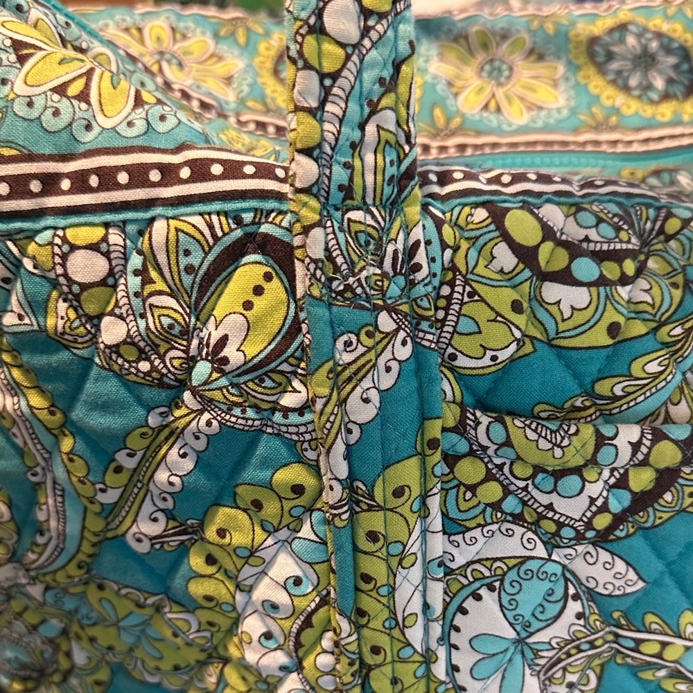 Vera Bradley Weekender Tote EUC Turquoise & Lime Paisley Extra Large Lots Pocket - Picture 3 of 11